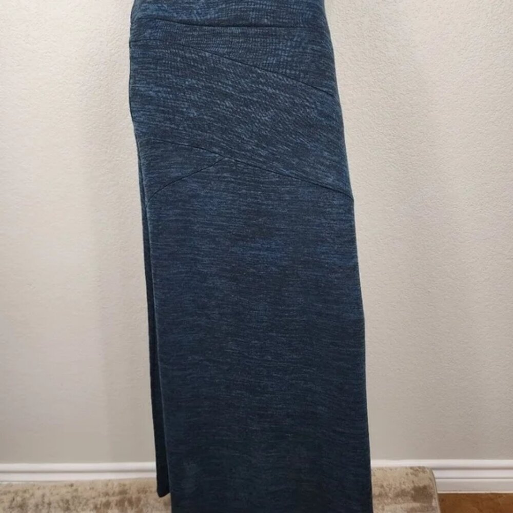 John Paul Richard Knit Skirt – Size L